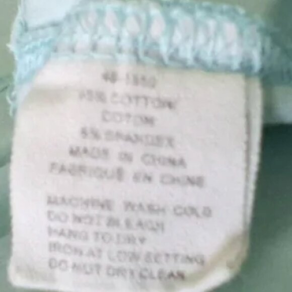 Garage Women's Sky Blue Floral Short Sleeve V-Neck Tee, Large - Picture 10 of 15